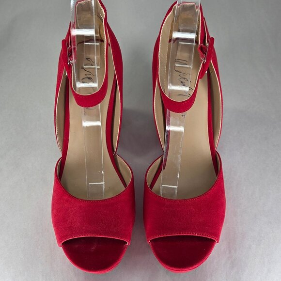 Wild Pair Women's Reemaa Round Toe Dress Sandals - Red - Picture 3 of 7